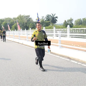 Runner Photo 6926688