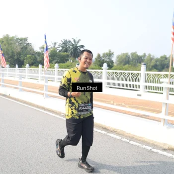 Runner Photo 6926695