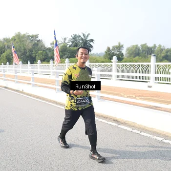 Runner Photo 6926697