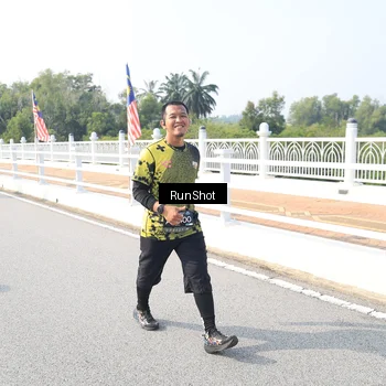 Runner Photo 6926698