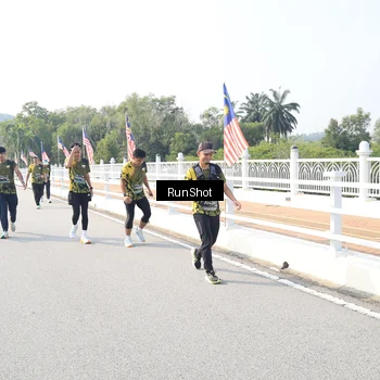 Runner Photo 6926723