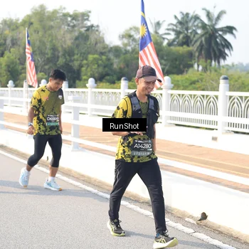 Runner Photo 6926727
