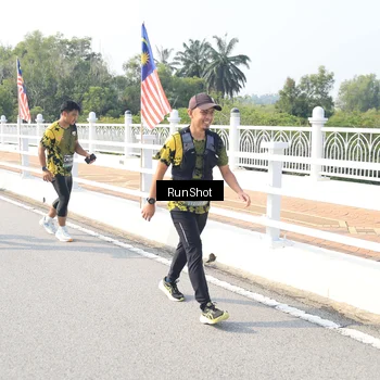 Runner Photo 6926733