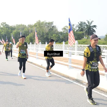 Runner Photo 6926734