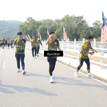 Runner Photo 6926737