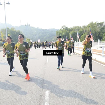 Runner Photo 6926739