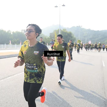 Runner Photo 6926750