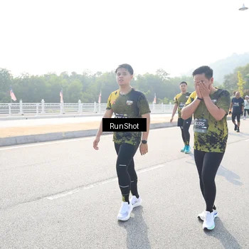Runner Photo 6926769