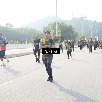 Runner Photo 6926772
