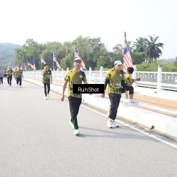 Runner Photo 6926784