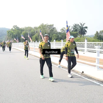 Runner Photo 6926785