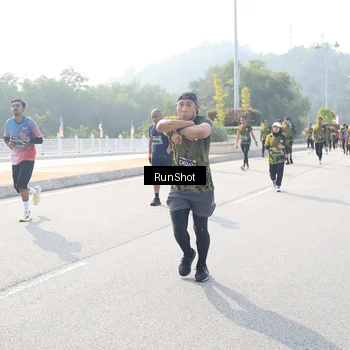Runner Photo 6926791