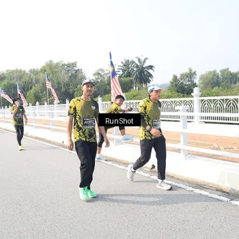 Runner Photo 6926796