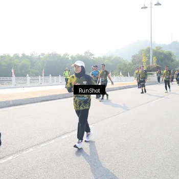 Runner Photo 6926815