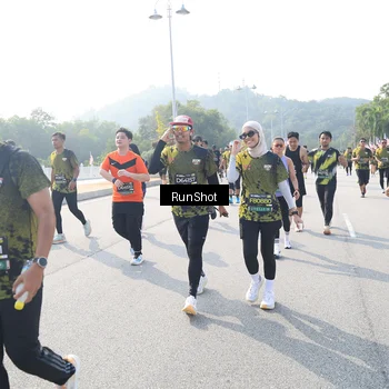 Runner Photo 6926853