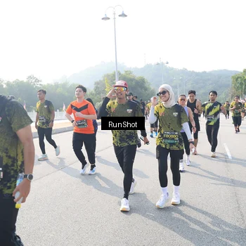 Runner Photo 6926855