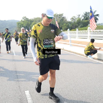 Runner Photo 6926870
