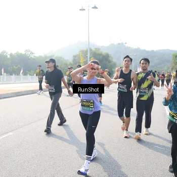 Runner Photo 6926873