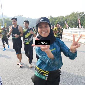 Runner Photo 6926888