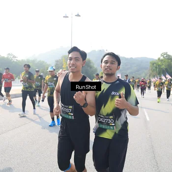 Runner Photo 6926894