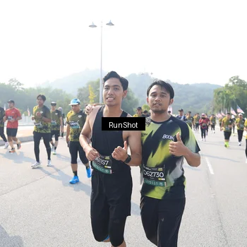 Runner Photo 6926897