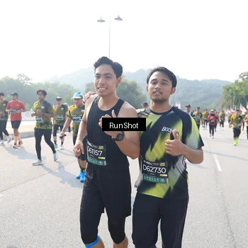 Runner Photo 6926899