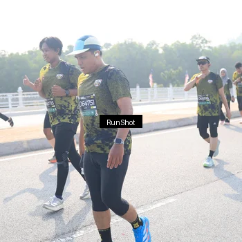 Runner Photo 6926910