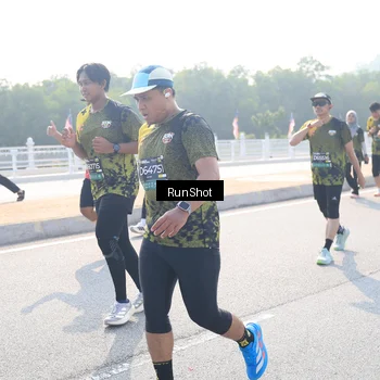 Runner Photo 6926913