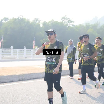 Runner Photo 6926916