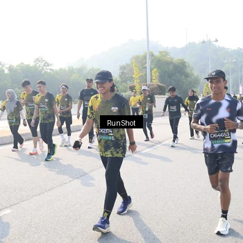 Runner Photo 6926923