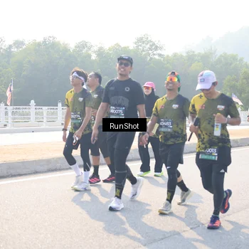 Runner Photo 6926942