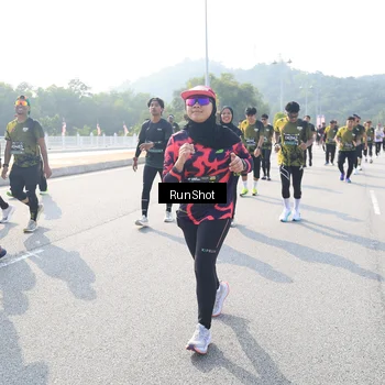 Runner Photo 6926947