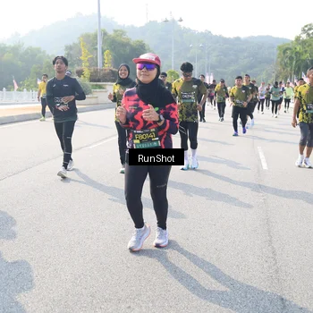 Runner Photo 6926954