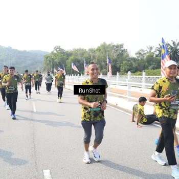 Runner Photo 6926968