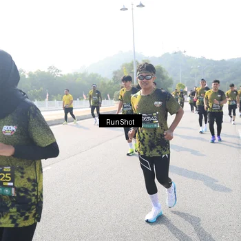 Runner Photo 6926971