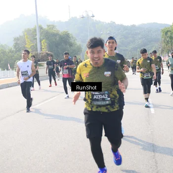 Runner Photo 6926995