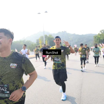 Runner Photo 6926999