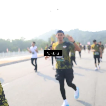 Runner Photo 6927002