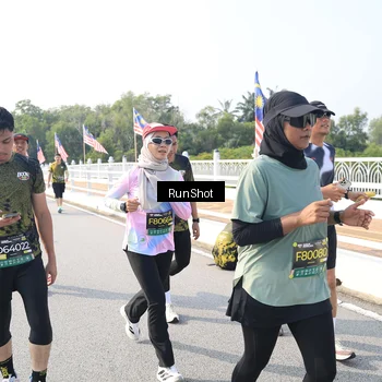 Runner Photo 6927032