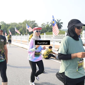 Runner Photo 6927033