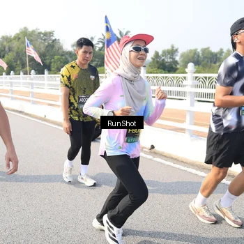 Runner Photo 6927037