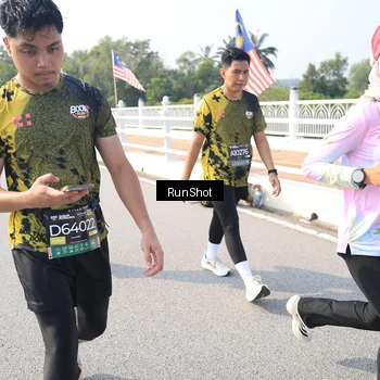 Runner Photo 6927039