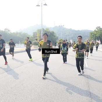 Runner Photo 6927046