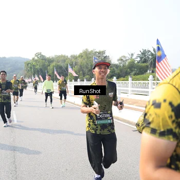 Runner Photo 6927049