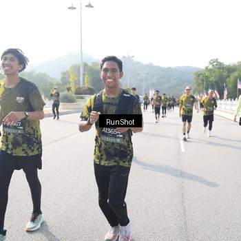 Runner Photo 6927058