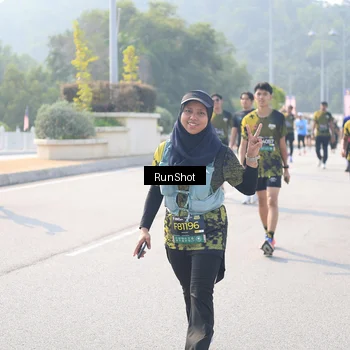 Runner Photo 6927066