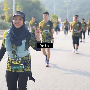 Runner Photo 6927072