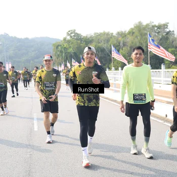 Runner Photo 6927073