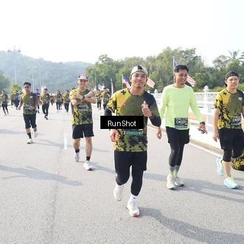 Runner Photo 6927083