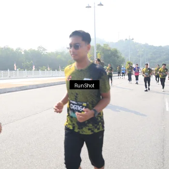 Runner Photo 6927091